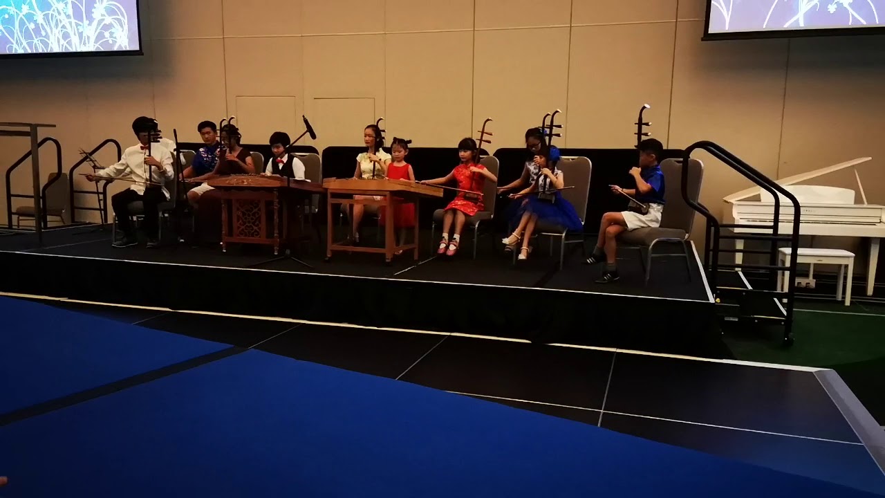 Perth Young Chinese folk music band performanced at Crown Theatre