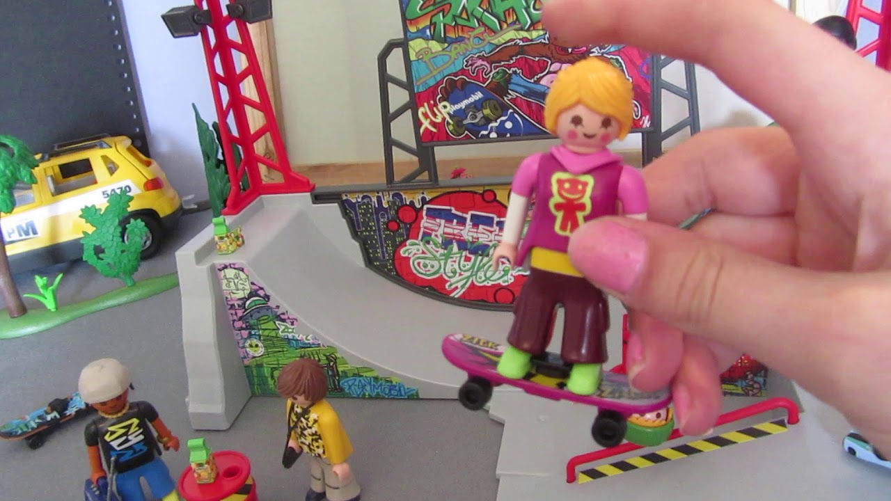 PRÉSENTATION DU SKATE  PARK PLAYMOBIL !!!!♥♥♥