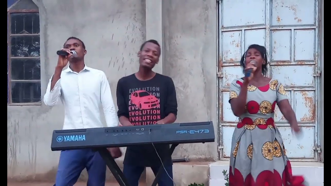 Kwa msaada Wa Mungu nimeshinda ya Dunia..(The Best live music recording)