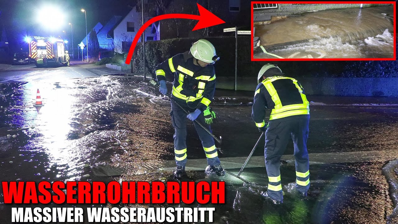 [GROßER WASSERROHRBRUCH!] - Massiver Wasseraustritt aus Loch im Gehweg ~ Feuerwehr Monheim -