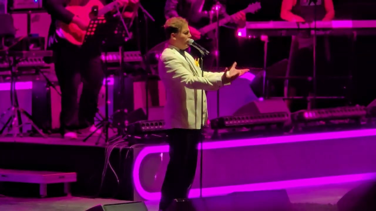 Si me dejas ahora, Lo que no fue no sera- Cristian Castro / Movistar Arena Chile 01 Diciembre 2025