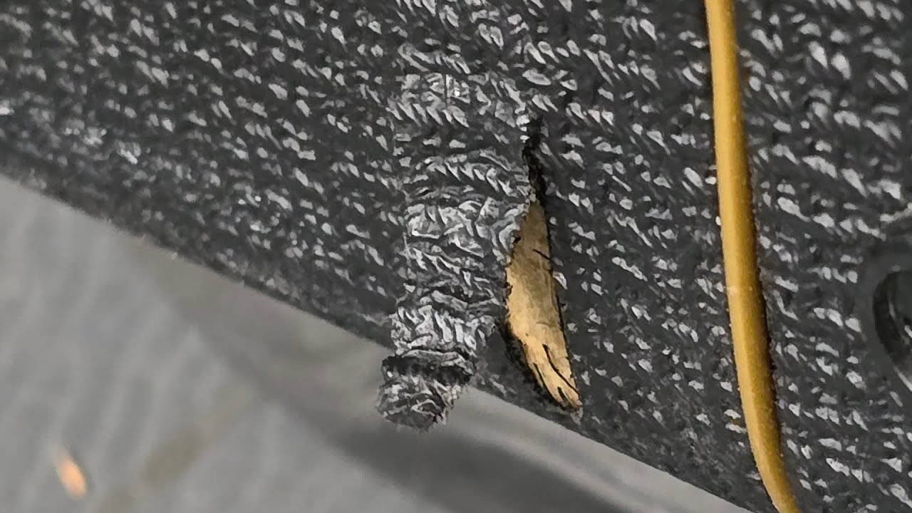 Fixing Ripped Tolex on a Guitar Amp