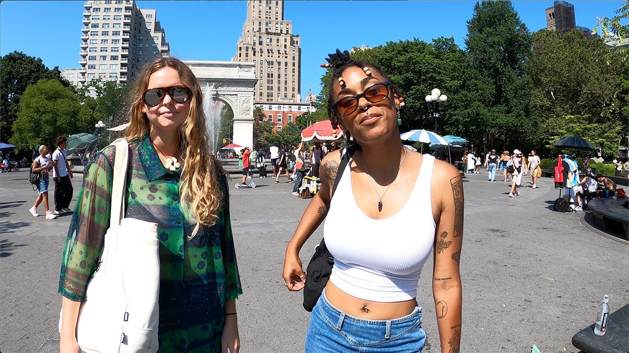 What Are People Wearing in New York? (Fashion Trends 2023 NYC Outfit Ideas)