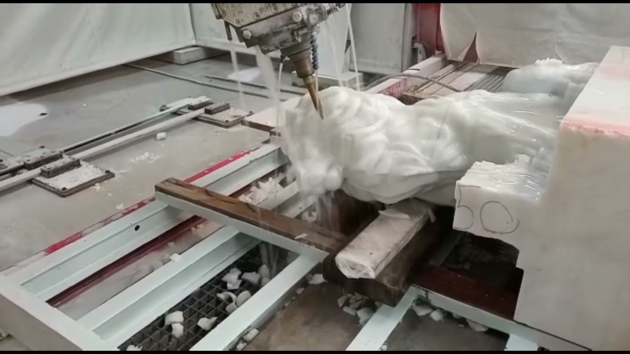 𝗠𝗢𝗡𝗦𝗧𝗘𝗥 𝟱 - Marble statue of a lion
