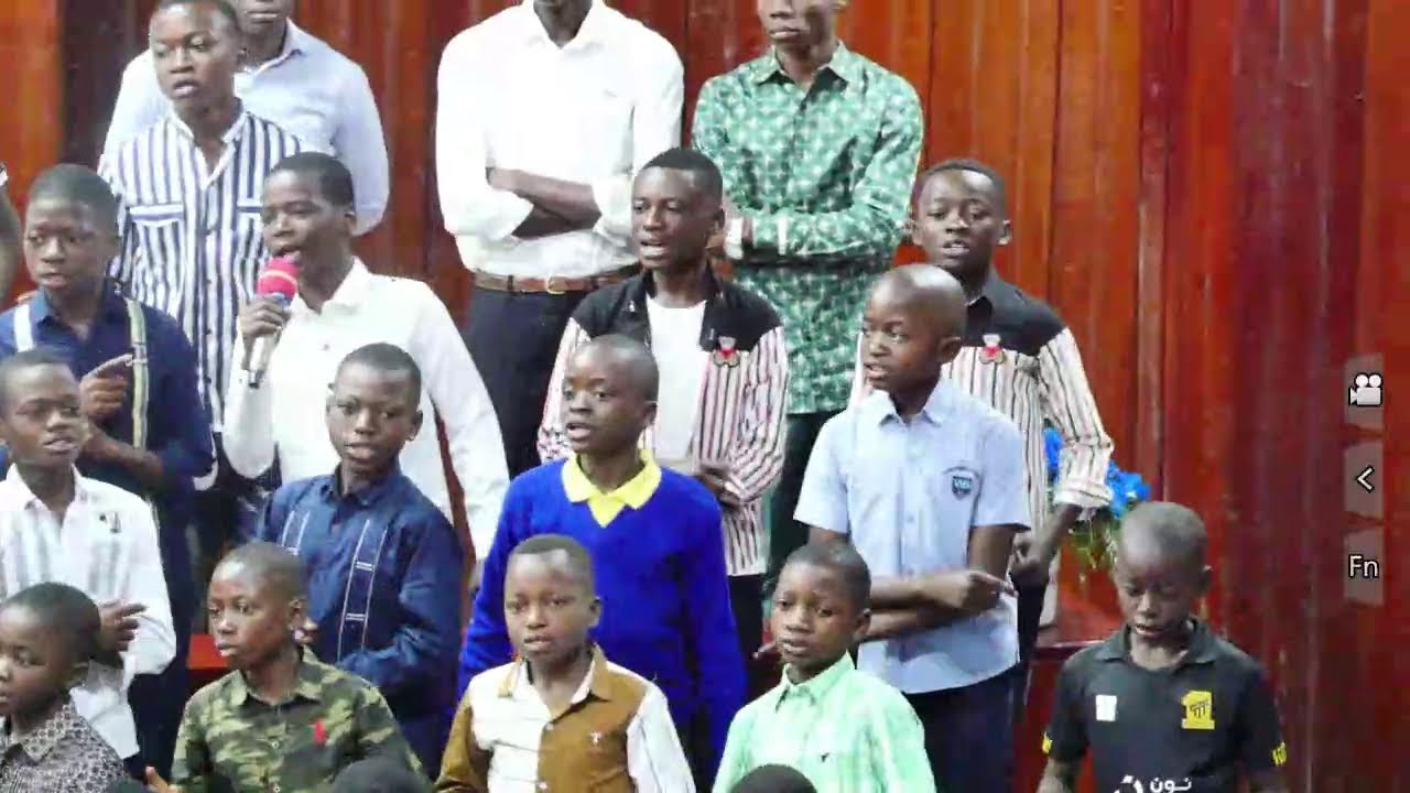 DIMANCHE, LE 13.07.2025, Ph T, ADORATION AVEC LA CHORALE DE L'ECODIM.