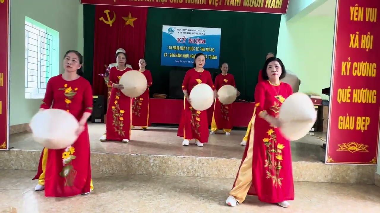 Em là cô gái việt nam /Đội dân vũ đặng Xá