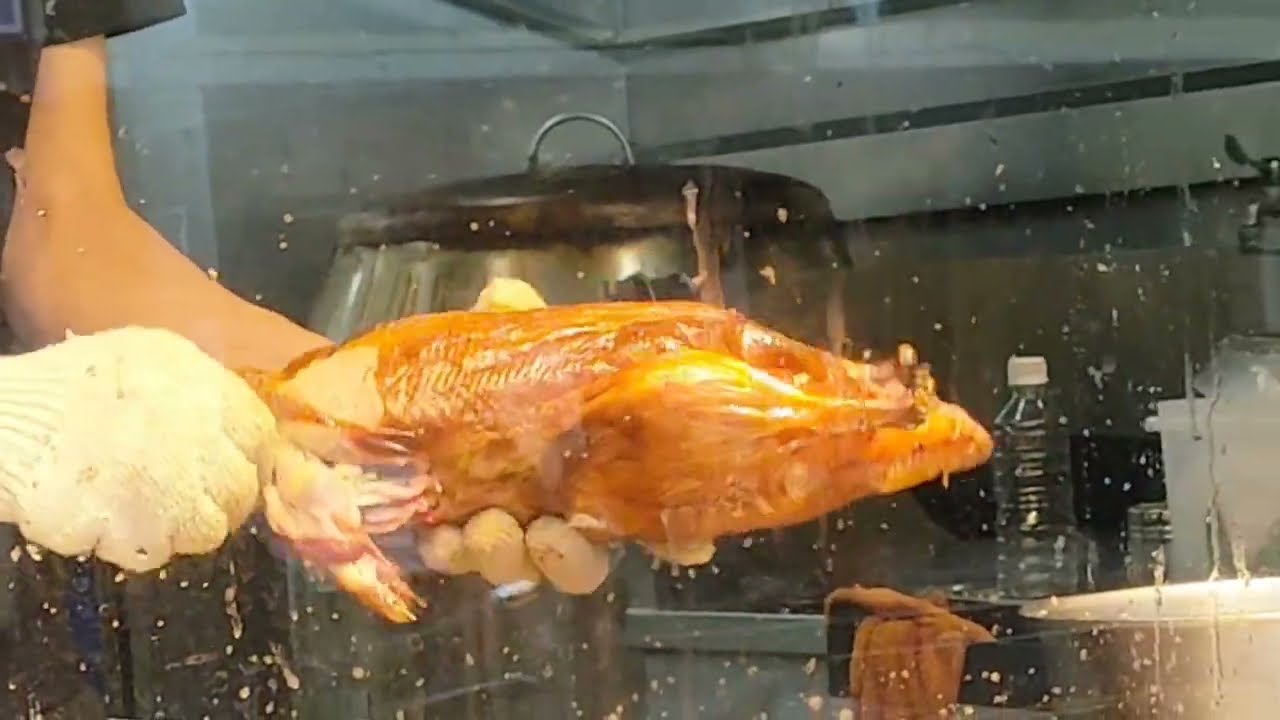 RENYAH PLUS GURIH BEBEK PANGGANG TAIWAN  #asianstreetfoods #kuliner