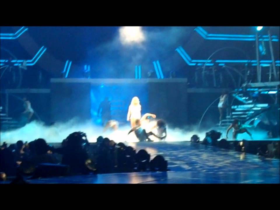 Britney Spears - Hold It Against Me Live in Detroit 7/28/2011 [HD]