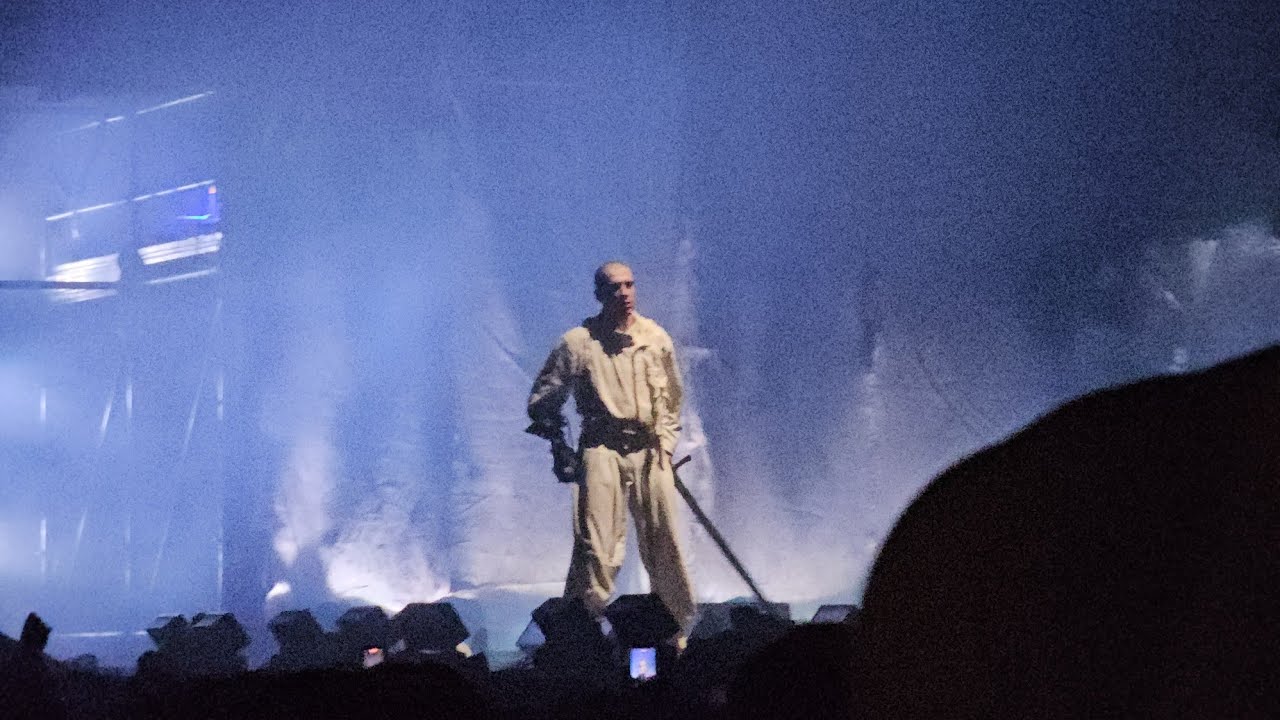 ХАСКИ - Молодой русский / Бит шатает | «Осада крепости», МТС Live Hall, 7.12.2025