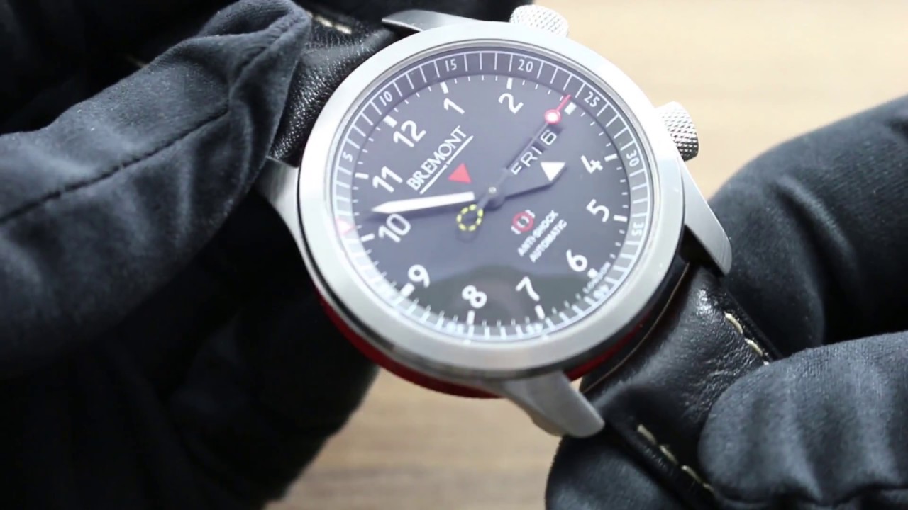 Обзор витрины Bremont Martin Baker MBII-BK/OR