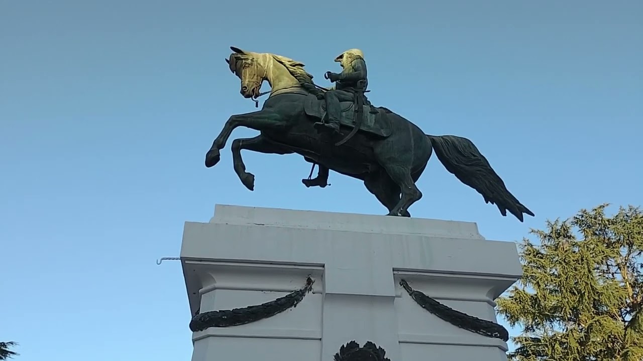 TURISMO - VISITA A CHASCOMUS - PLAZA INDEPENDENCIA