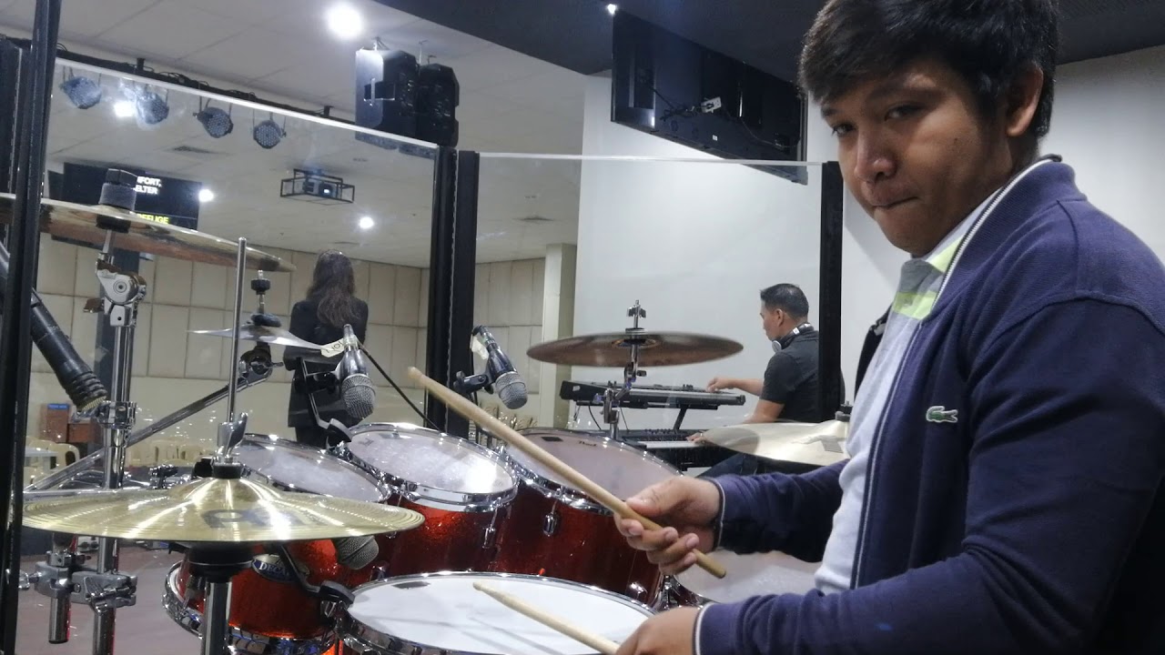 Shout to the Lord/What a beautiful name it is (Drum live worship)