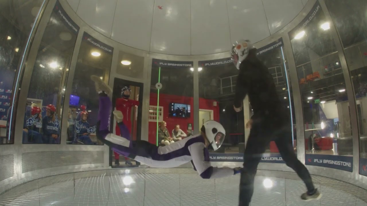 Indoor skydiving -  Session #19 with @Tunnel Ninja! Front & Back Layout! (Finally got it!)