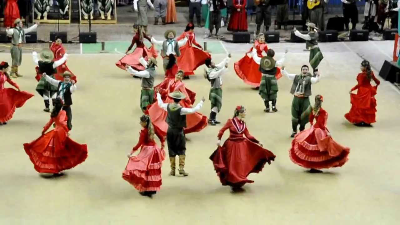 Enart 2013: 4º Lugar - CTG Tiarayú - Tatu de Castanholas no sábado (HD)