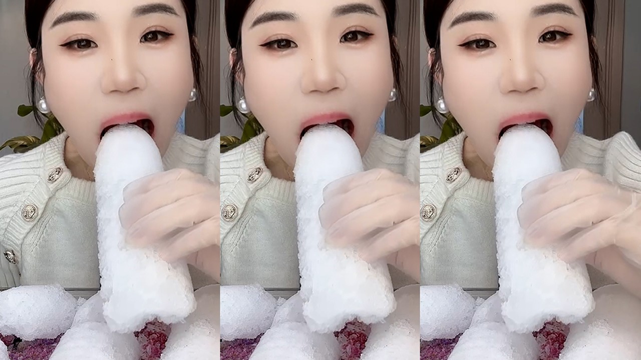 YY / ASMR ICE EATING WITH MATCHA + MILK POWDER + PASSION FRUIT #eatingice #mukbangiceeating / 洋妮儿💋冰