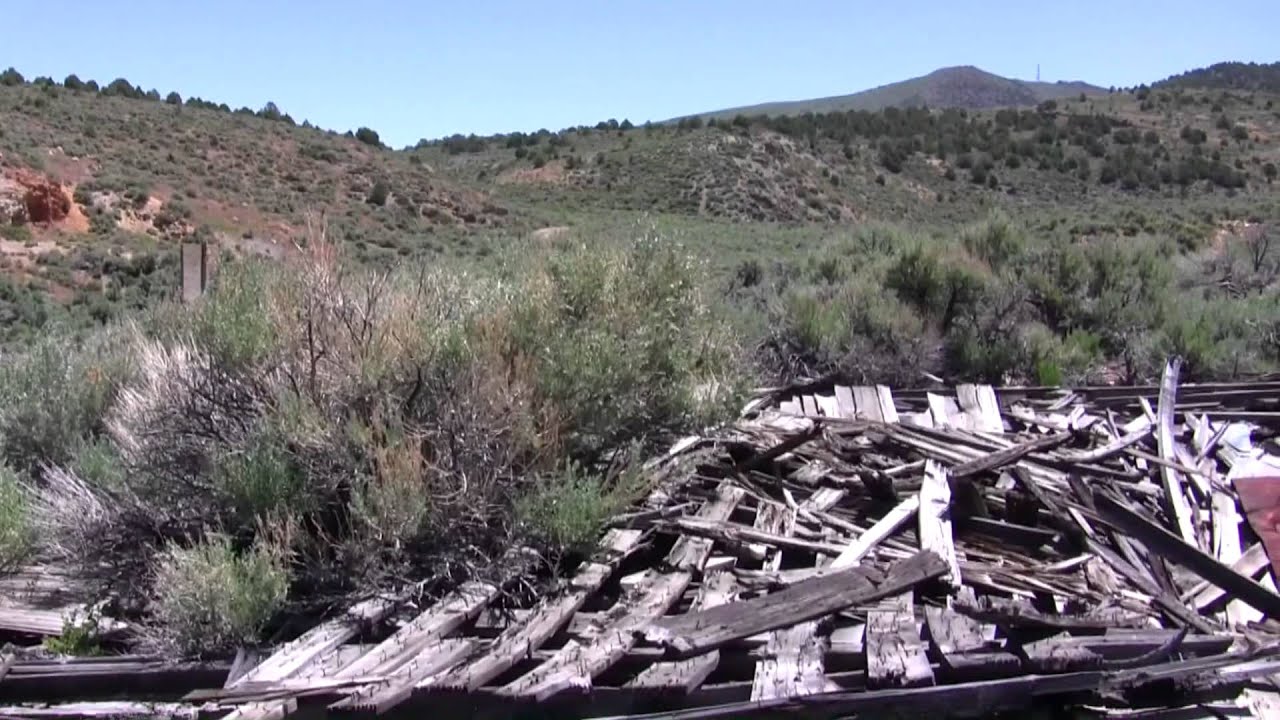 Aurora Ghost Town: West Pine Street