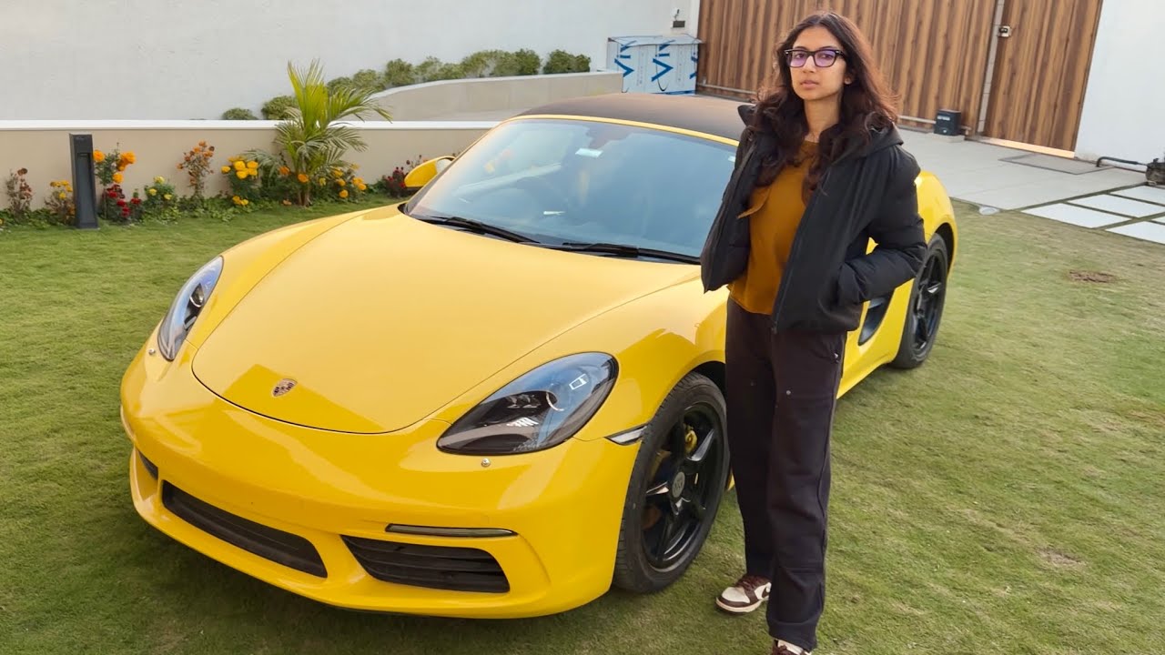 My wife Driving Porche 😍 Super-Car
