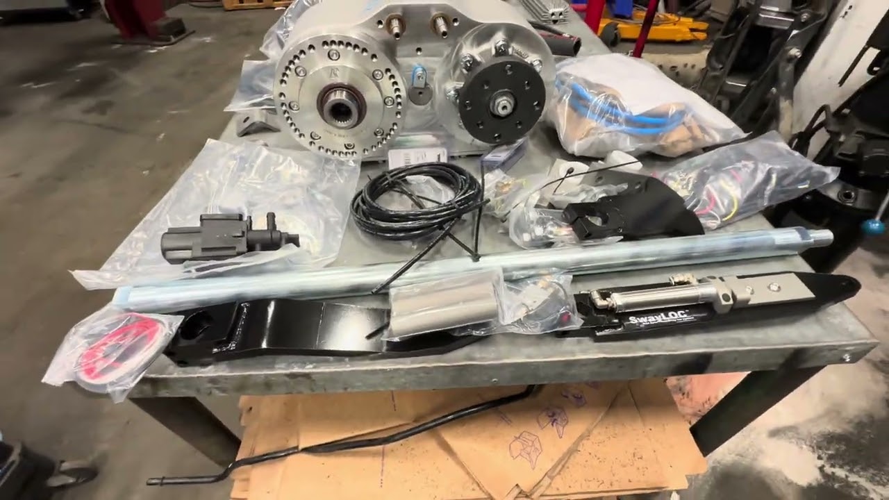 Модификация Jeep JK 2014 года.