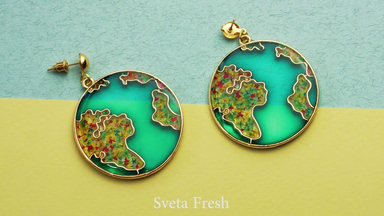 10 Epoxy Resin DIY Ideas JEWELRY IDEAS FOR TEENAGERS