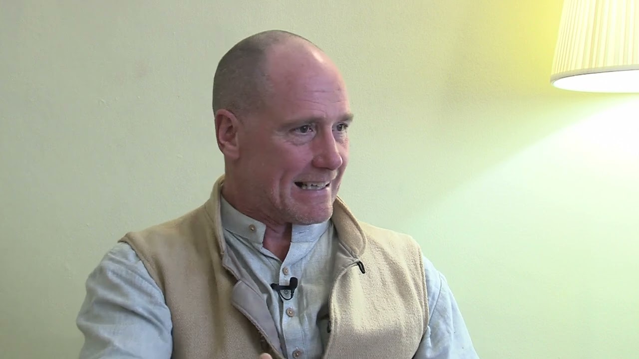 Conversando con el Dr. Mark Singleton - Acercamiento al Yoga Antiguo, Medieval y Moderno