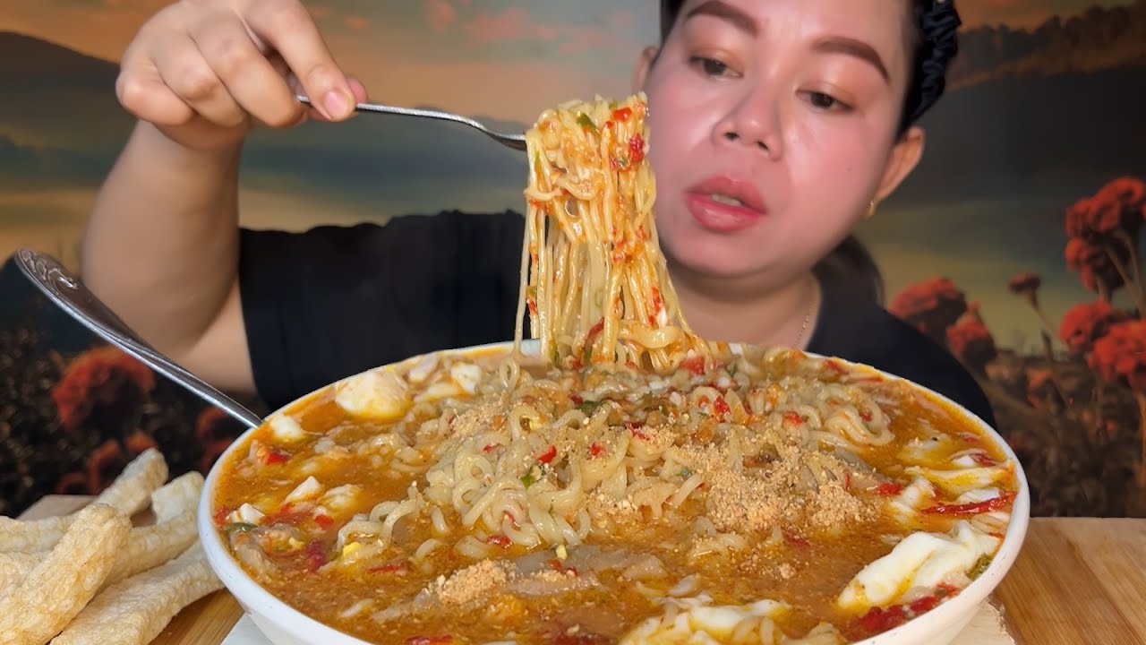 Pedas Nyelekit,Indomie Soto Koya Extra Cabe Uleg Rawit Pedas MUKBANG
