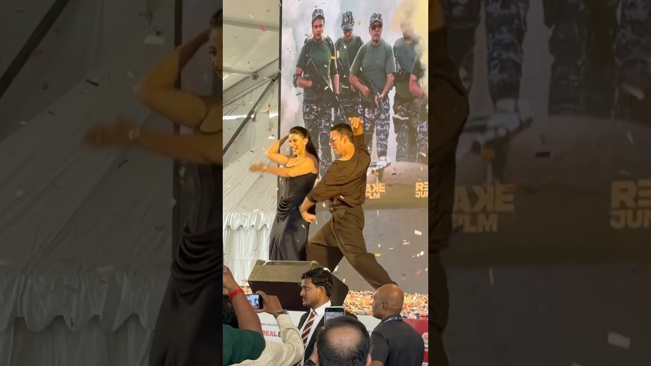 Akshay Kumar Dance with Akshara Singh at TMU University Moradabad | Bhojpuri Song | #shorts