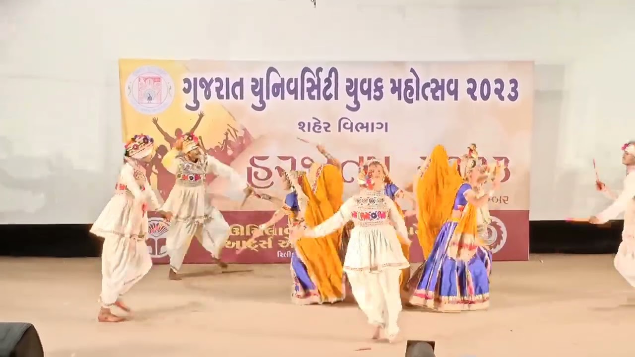 Garba Performance — Kanudo Karja Ni Kor Chhe / Gujarat University Youth Festival 2023 .