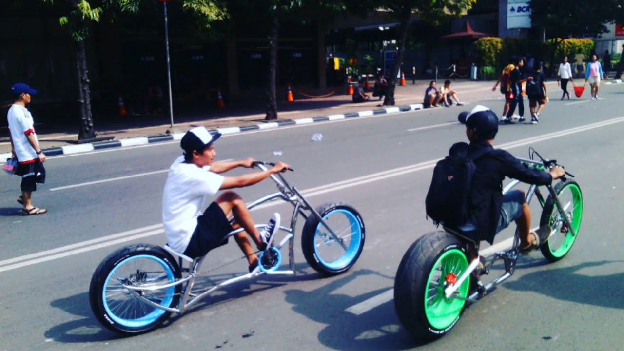 Comunitas sepeda kustom indonesia &lautan lowreder