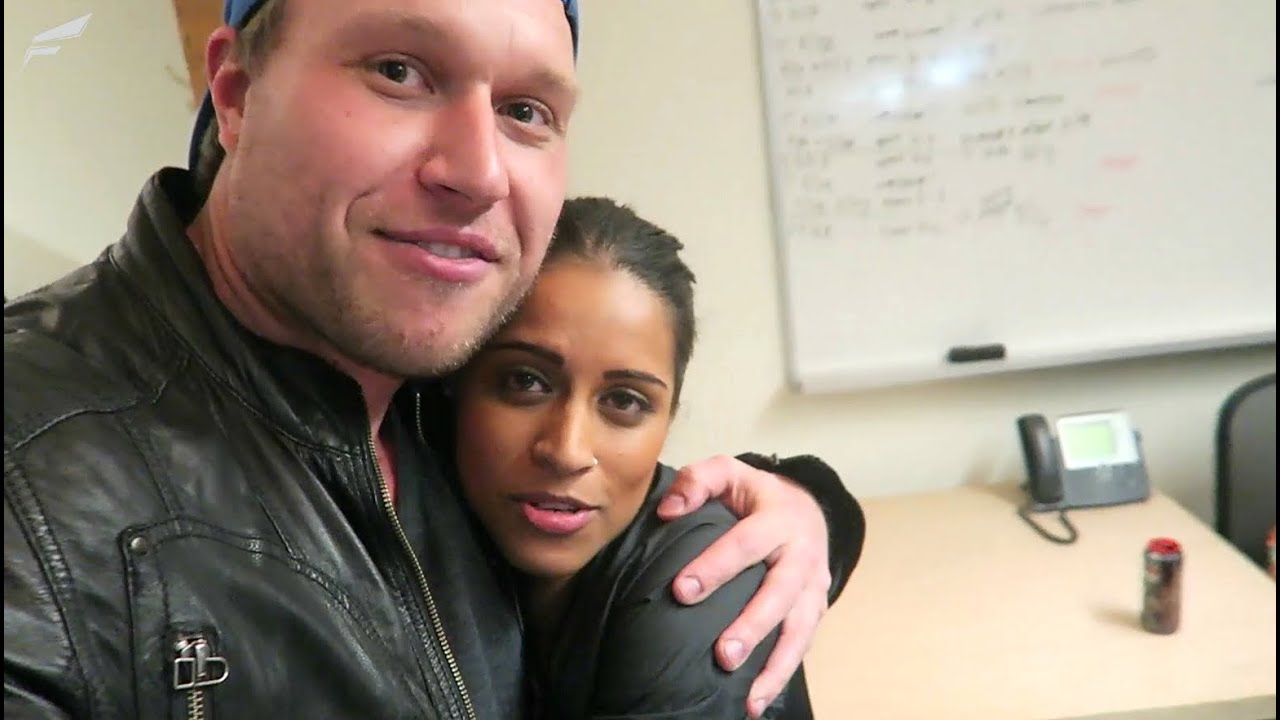 SHE'S SO INSPIRING! (ft. IISuperwomanII)