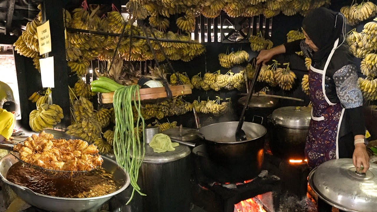 KARYAWAN SAMPAI 80 ORANG!!! SERING DI DATANGI PARA ARTIS INDONESIA, RIBUAN PISANG LUDES SEKALI JUAL 