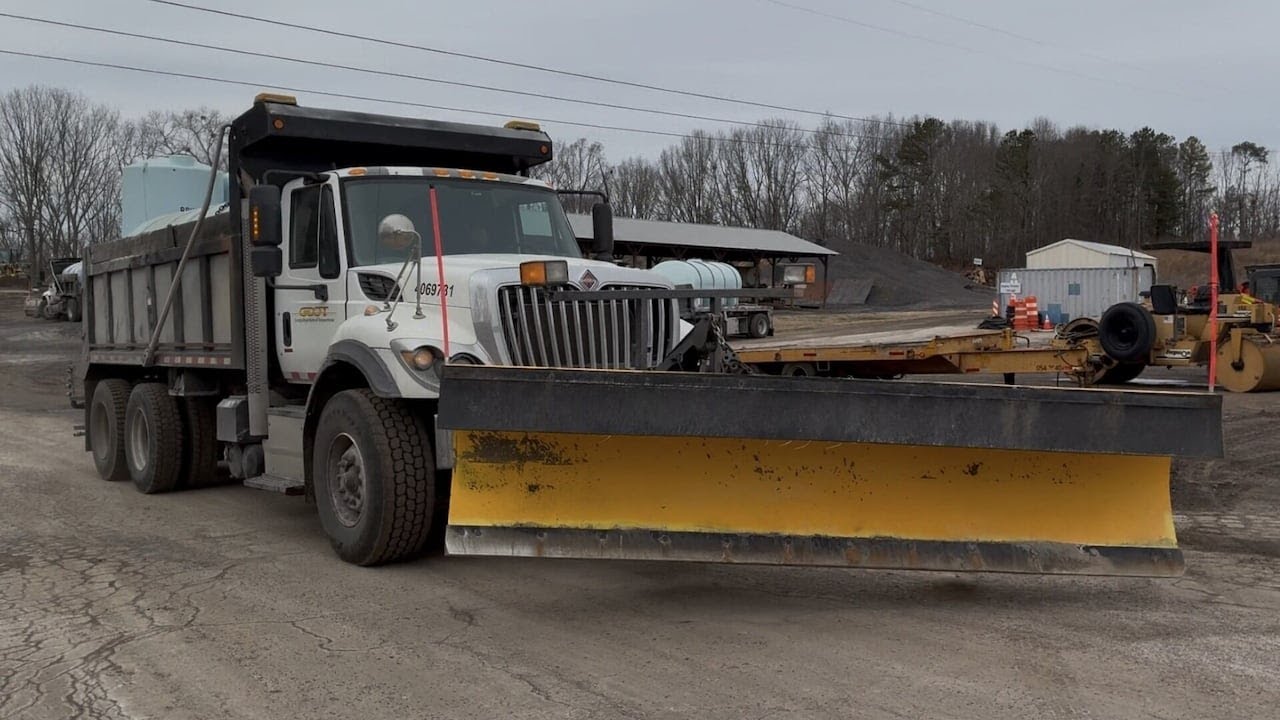 GDOT to deploy more than 400 snowplows ahead of expected winter storm this weekend