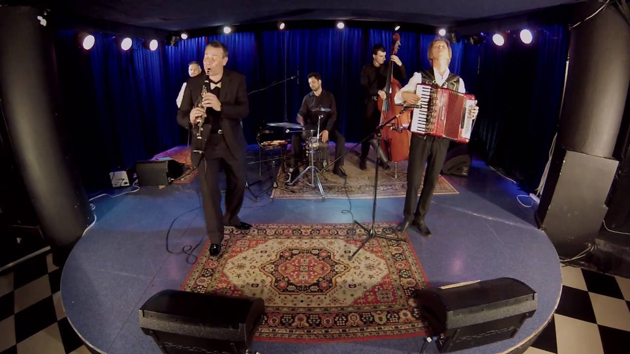 Группа "Melafefonim" -  Ani ole Yerushalaim