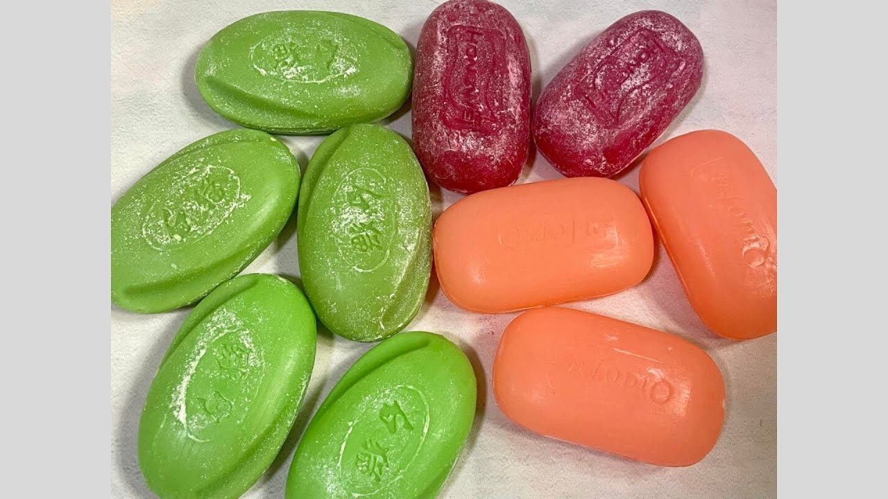 ASMR cutting dry soap/oddly carving soap/satisfying relaxing crunchy sounds/Crushing soap ASMR #1988