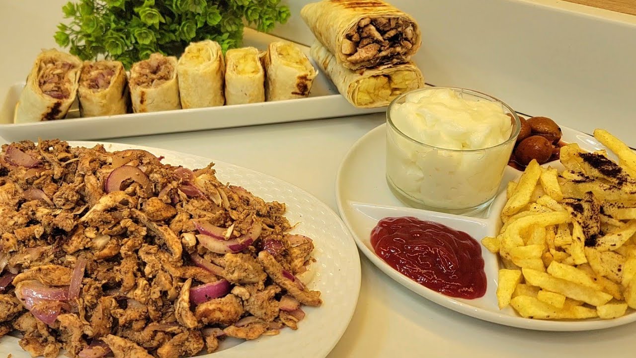 بصدر فرخه وكوب لبن  عملت وليمه سندوتشات شاورما 👌مع التوميه في الخلاط من غير بيض😋