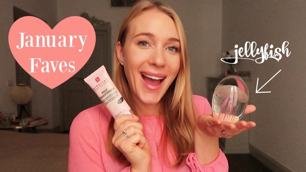 JANUARY FAVORITES! | Books, Skincare, YouTubers, etc.