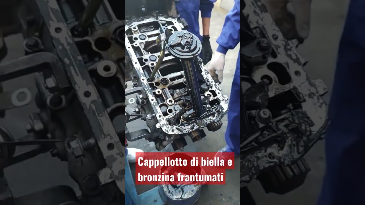 cappellotto di biella e Bronzina frantumati #automobile #meccanicando #meccanico #motor
