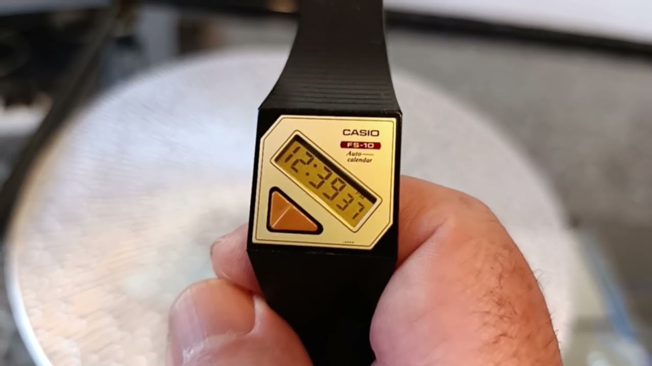 Casio FS-10, el Casio más extraplano y su correa de hace 40 años.