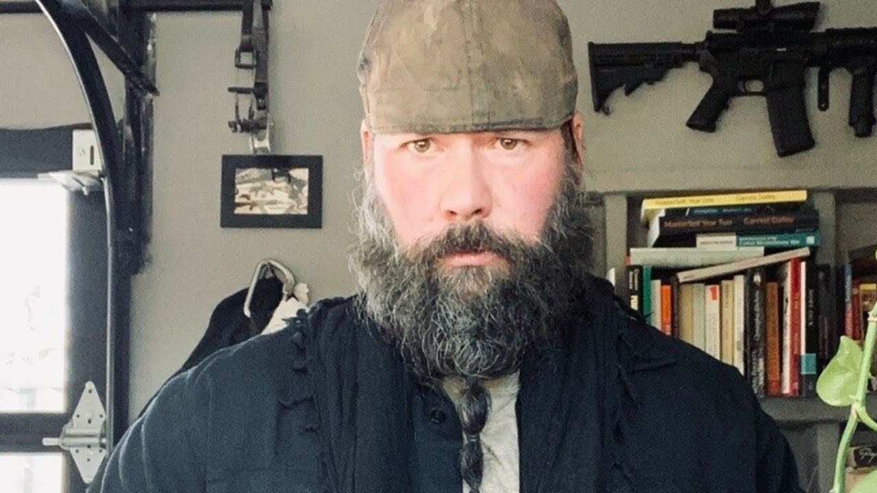 A VINGANÇA DE UM “MACHO ALPHA” - LYNDON MCLEOD