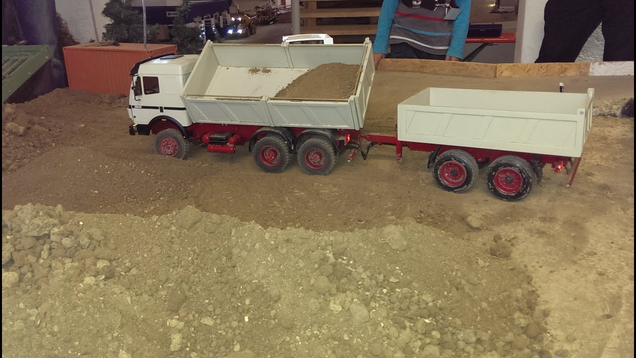 Tamiya Mercedes SK 6x6 Siebgut abkippen