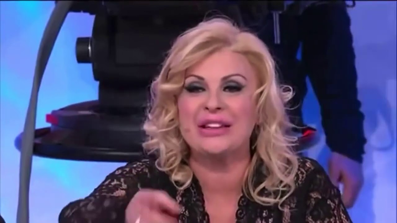 Tina contro Gemma (arrivano alle mani video Epico)