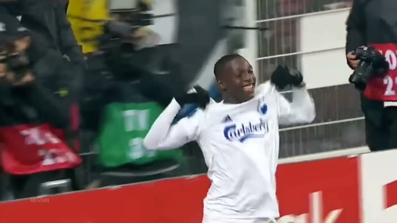 Mohamed Daramy welcome to ajax?