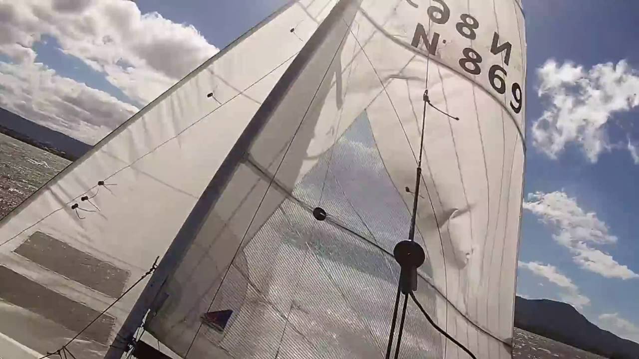 Sharpie Sailing in 25+ knots, Lake Illawarra