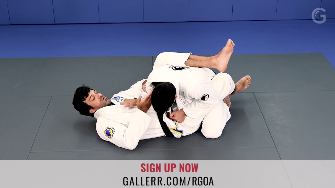 BJJ: Rolles Gracie's choke from guard