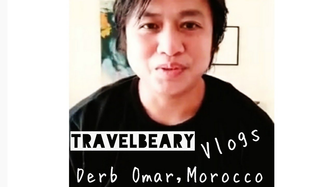 Travelling away: Traveller in Morocco Derb Omar