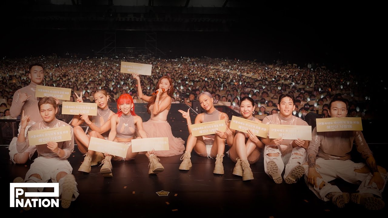 [HWASA] HWASA the 1st FANCON TOUR [Twits] in Taipei | Behind The Scenes (ENG)