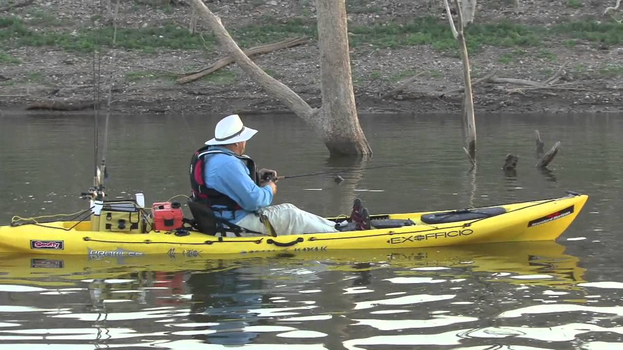 Monster Bass Fishing on Lake El Salto - Kayak Fishing