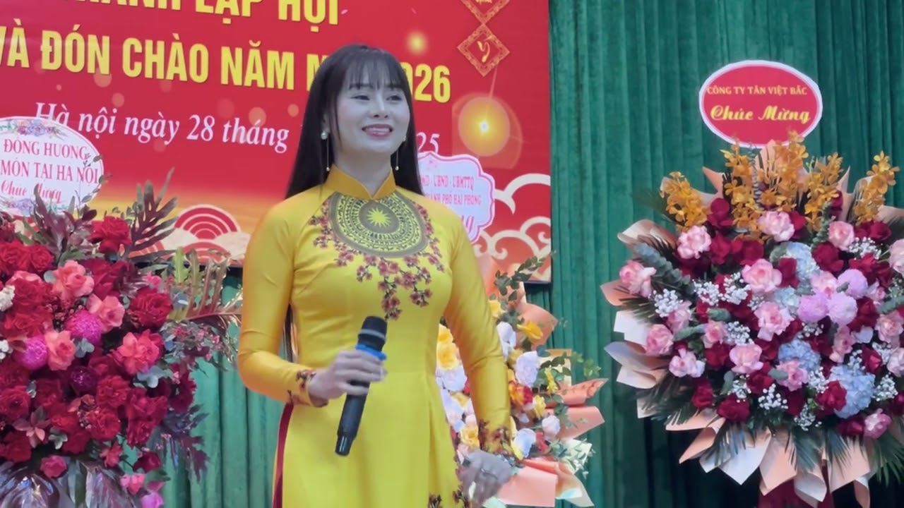 Văn nghệ chào mừng P1