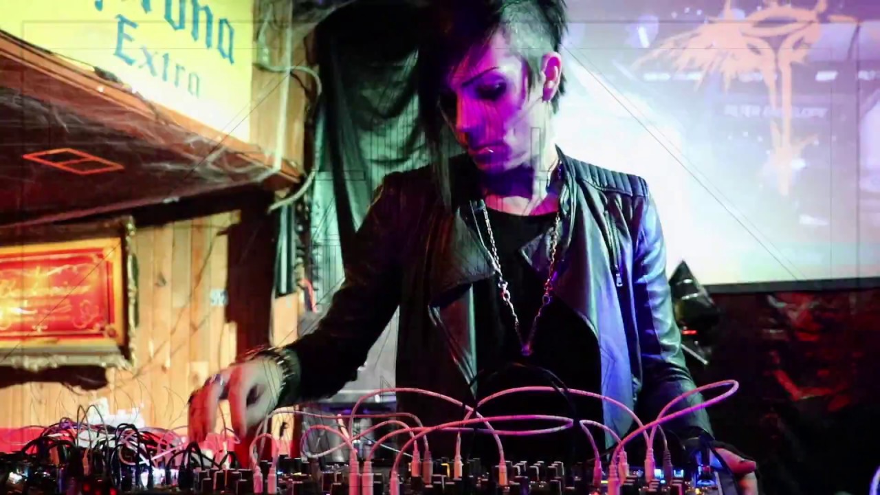 Nero Bellum - Improvised Modular Synthesis - Live in Los Angeles