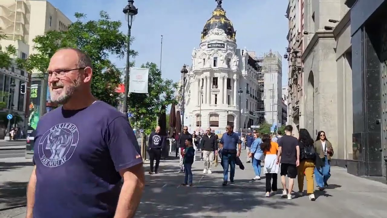 GRAN VIA MADRID WALKING TOUR 2024 | THE MOST FAMOUS STREET IN MADRID🇪🇦