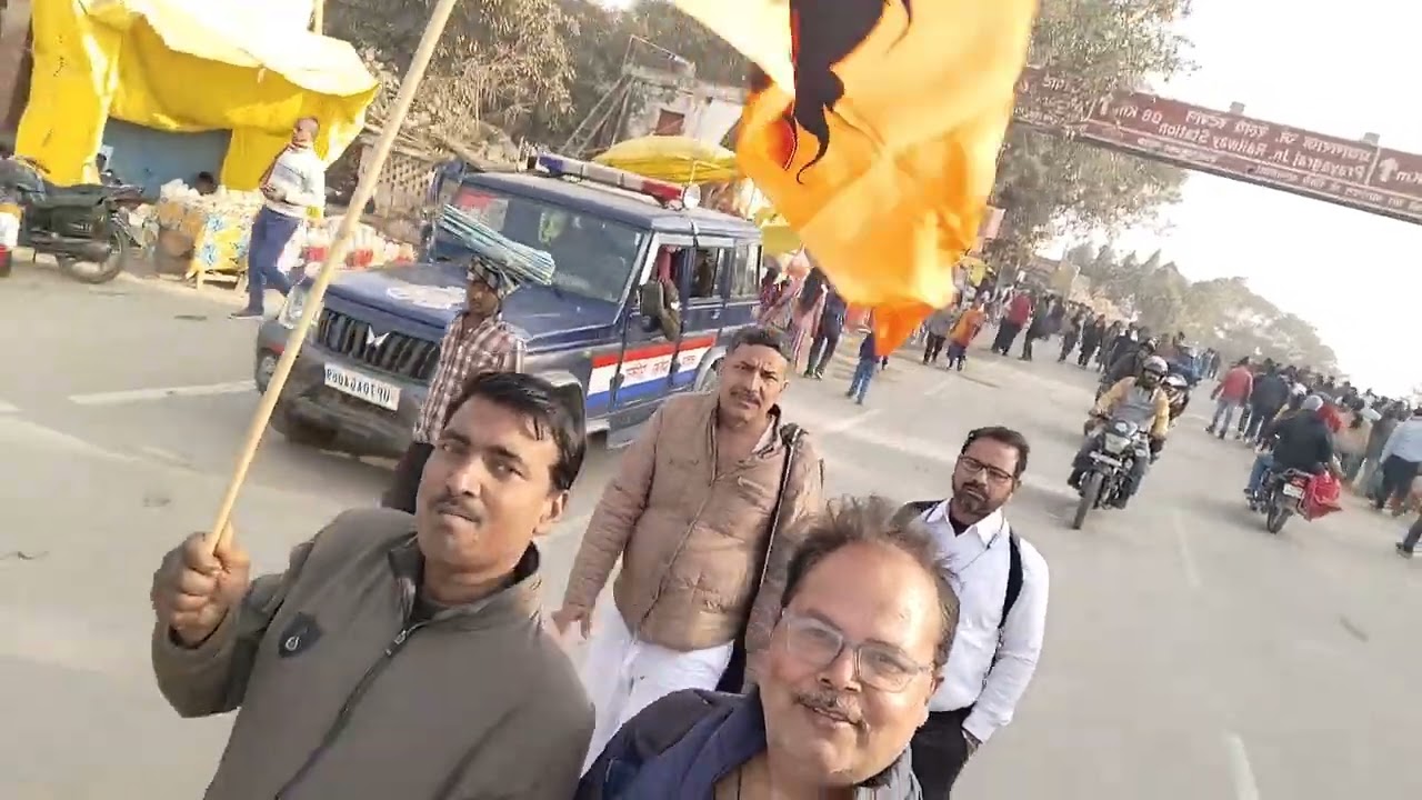 रवि शुक्ला माघ मेला में
